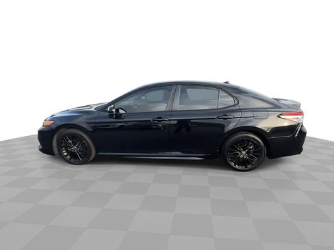 Used 2020 Toyota Camry SE image 5