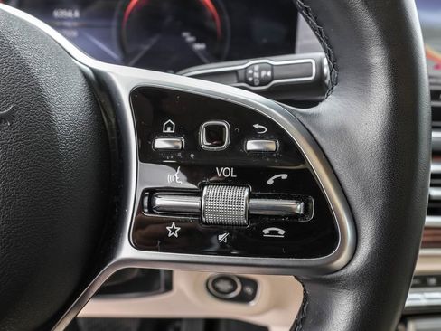 Used 2022 Mercedes-Benz GLE 350 4MATIC w/ AMG Line Exterior image 23
