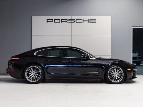 Certified 2025 Porsche Panamera image 8