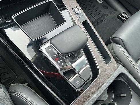 Used 2023 Audi Q5 e Premium Plus image 23