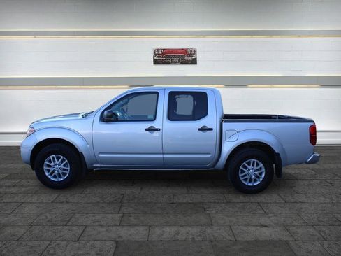 Used 2019 Nissan Frontier SV AWD/4WD image 4