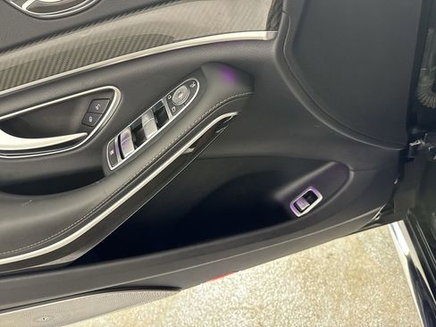 Used 2018 Mercedes-Benz S 63 AMG S 4MATIC Sedan image 17