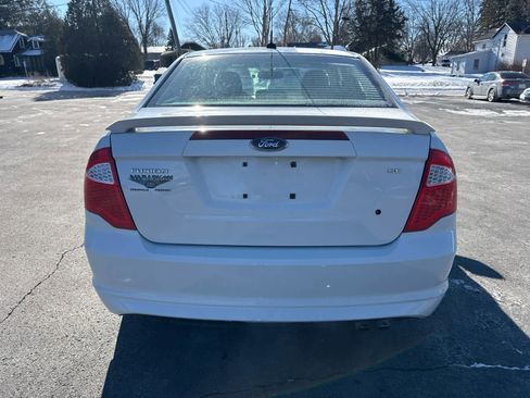 Used 2010 Ford Fusion SE image 4