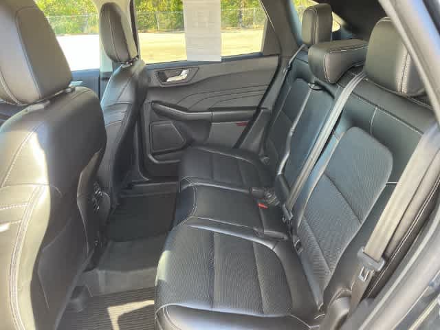 Used 2022 Ford Escape SEL w/ Technology Package FWD image 16