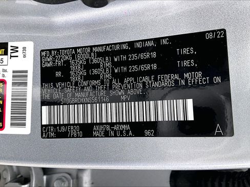 Used 2022 Toyota Highlander XLE AWD/4WD image 31