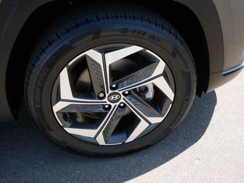 Certified 2023 Hyundai Tucson SEL w/ Convenience Package AWD/4WD image 15