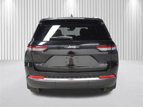 New 2026 Jeep Grand Cherokee Laredo X AWD/4WD image 4