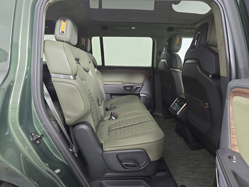 Used 2023 Rivian R1S Adventure AWD/4WD image 23