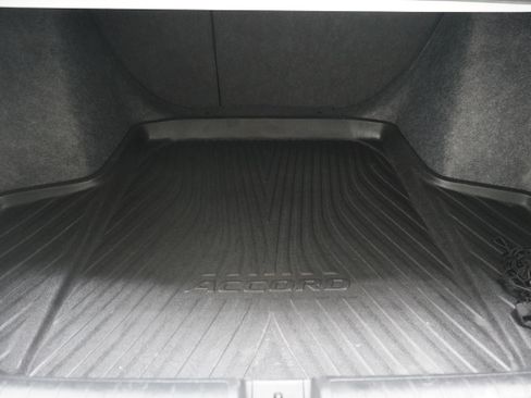 Used 2021 Honda Accord Sport image 29