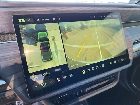 Used 2022 Rivian R1T Adventure image 20