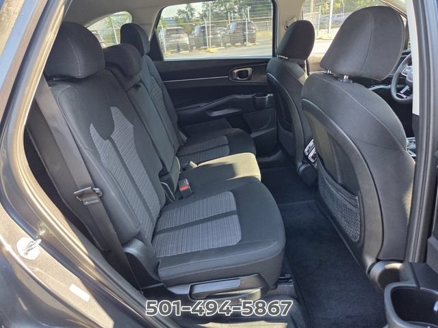 Used 2023 Kia Sorento LX FWD image 15