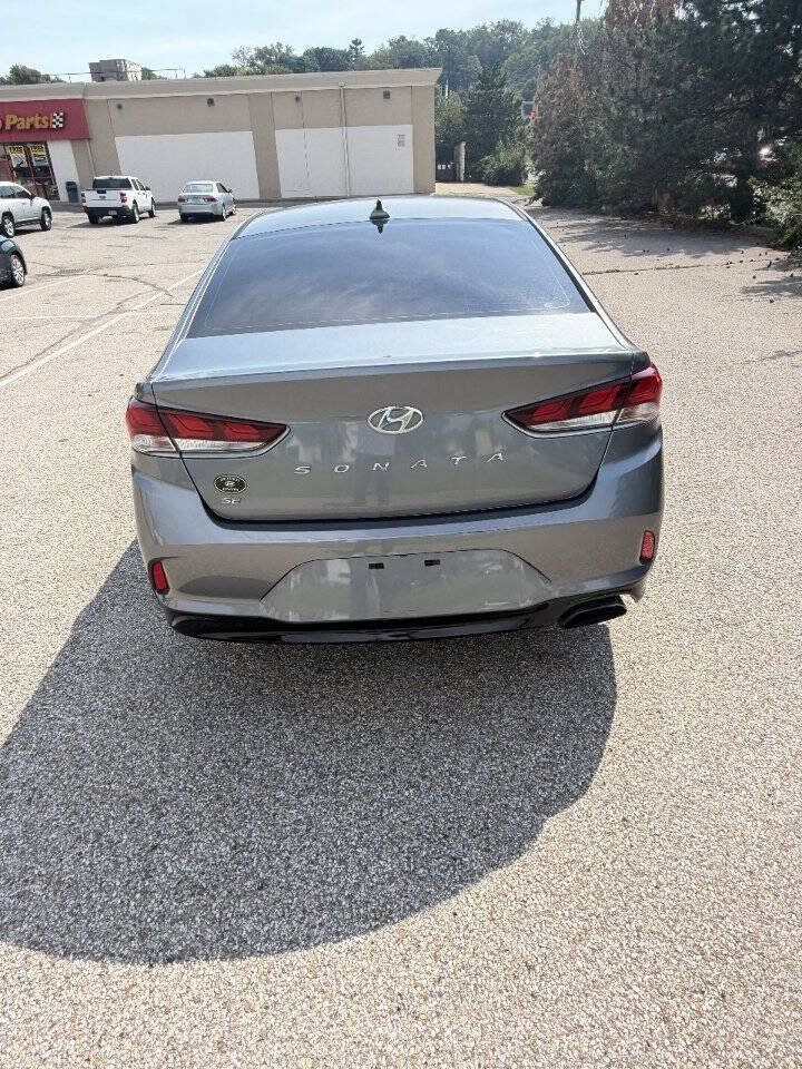 Used 2019 Hyundai Sonata SE FWD image 3