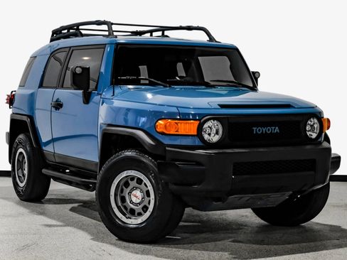 Used 2014 Toyota FJ Cruiser 4WD w/ Trail Teams Ultimate Edition image 4