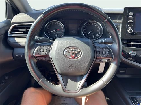 Used 2023 Toyota Camry SE image 22
