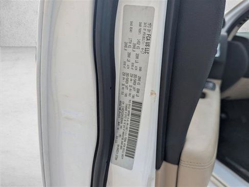 Used 2017 Dodge Durango GT w/ Nav & Power Liftgate Group image 16