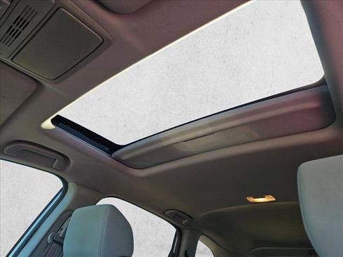 Used 2022 Honda CR-V EX image 10