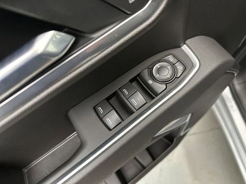 Used 2026 Chevrolet Silverado 1500 LT AWD/4WD image 19