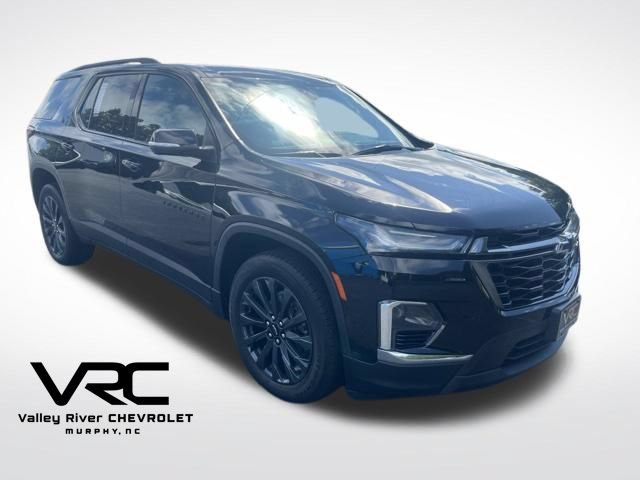 Used 2023 Chevrolet Traverse RS AWD/4WD image 1
