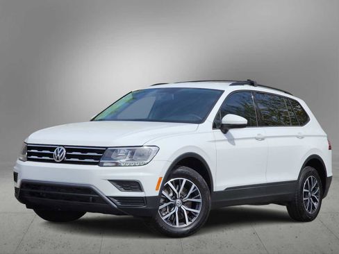 Used 2021 Volkswagen Tiguan S image 1