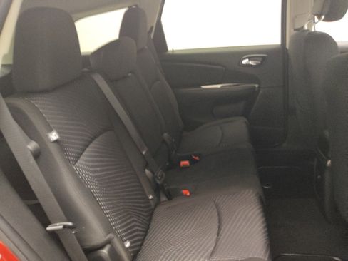 Used 2018 Dodge Journey SE w/ Connectivity Group image 19