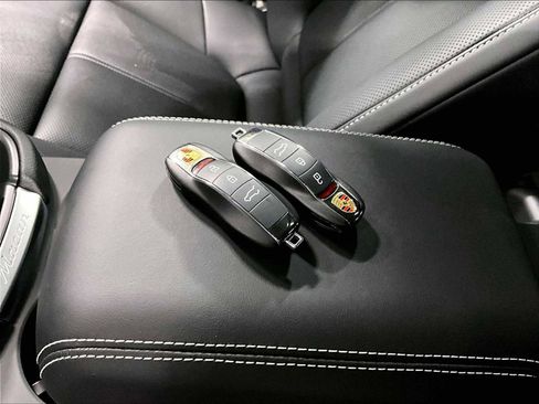 New 2026 Porsche Macan S AWD/4WD image 37