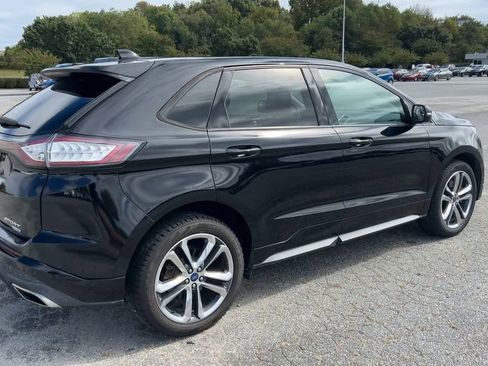 Used 2018 Ford Edge Sport w/ Technology Package image 2