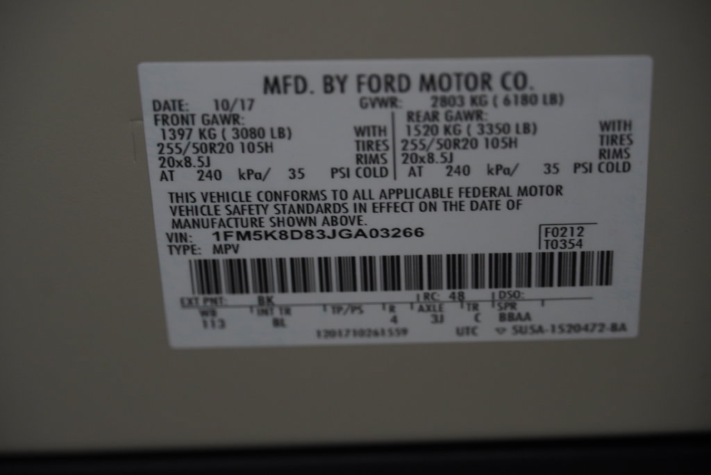 Used 2018 Ford Explorer XLT w/ Equipment Group 202A AWD/4WD image 46