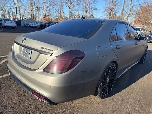 Used 2015 Mercedes-Benz S 63 AMG 4MATIC Sedan image 2