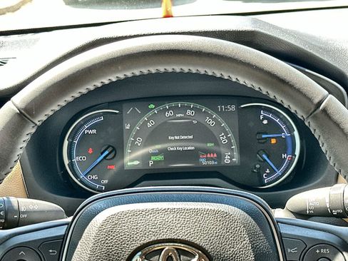 Used 2023 Toyota RAV4 XLE Premium AWD/4WD image 24