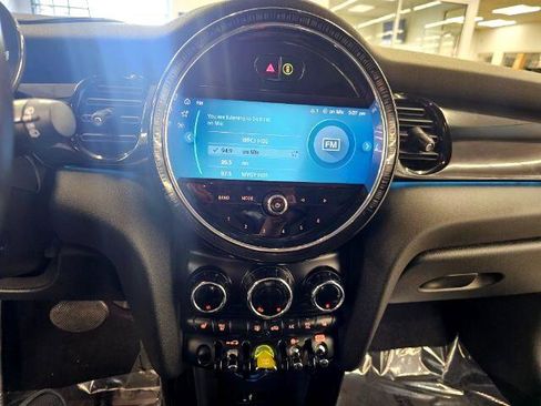 Used 2022 MINI Cooper SE image 14