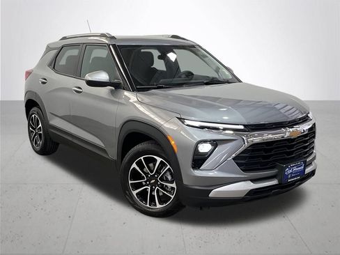 Certified 2026 Chevrolet TrailBlazer LT FWD image 7