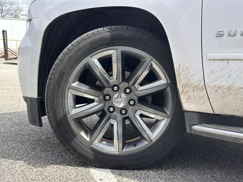 Used 2016 Chevrolet Suburban LTZ image 8