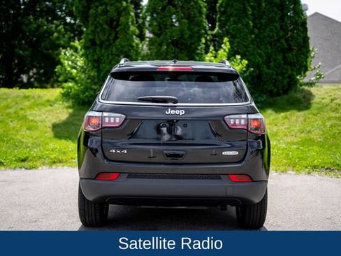 Used 2018 Jeep Compass Latitude AWD/4WD image 6