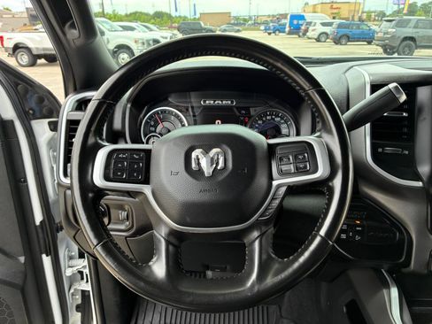 Used 2022 RAM 2500 Big Horn w/ Night Edition AWD/4WD image 14