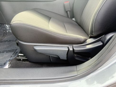 Used 2025 Nissan Sentra SV image 23