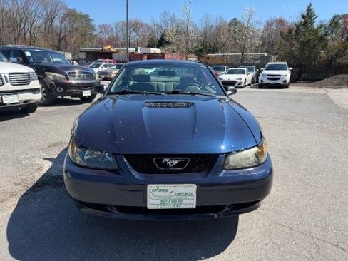 Used 2002 Ford Mustang Deluxe Coupe image 8