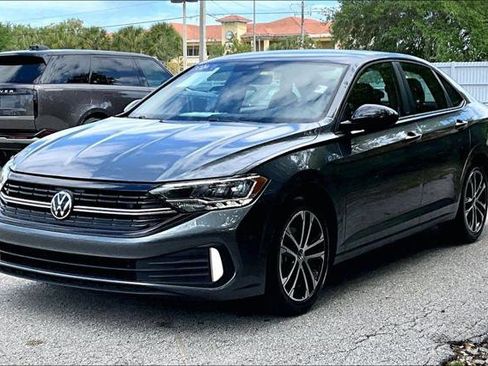 Certified 2024 Volkswagen Jetta Sport FWD image 9