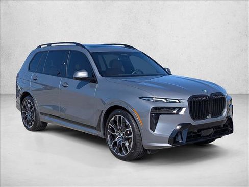 Certified 2026 BMW X7 xDrive40i w/ M Sport Package image 3