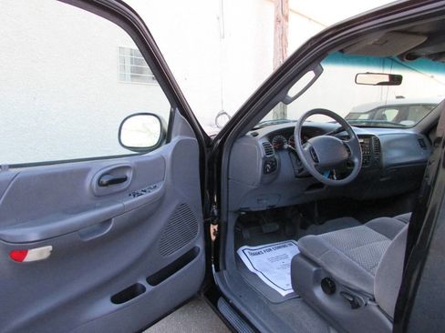 Used 2002 Ford F150 XLT image 15
