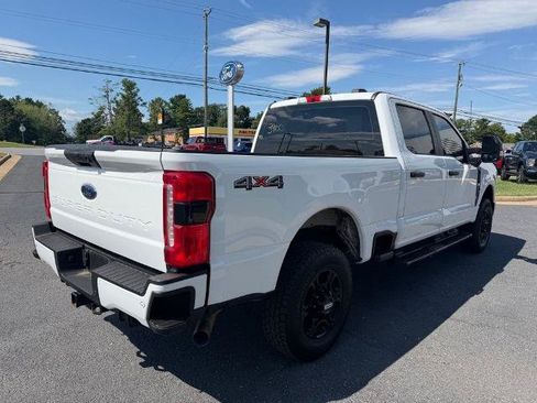 Certified 2023 Ford F250 XL w/ STX Appearance Package AWD/4WD image 5