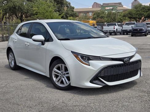 Used 2019 Toyota Corolla SE FWD image 1