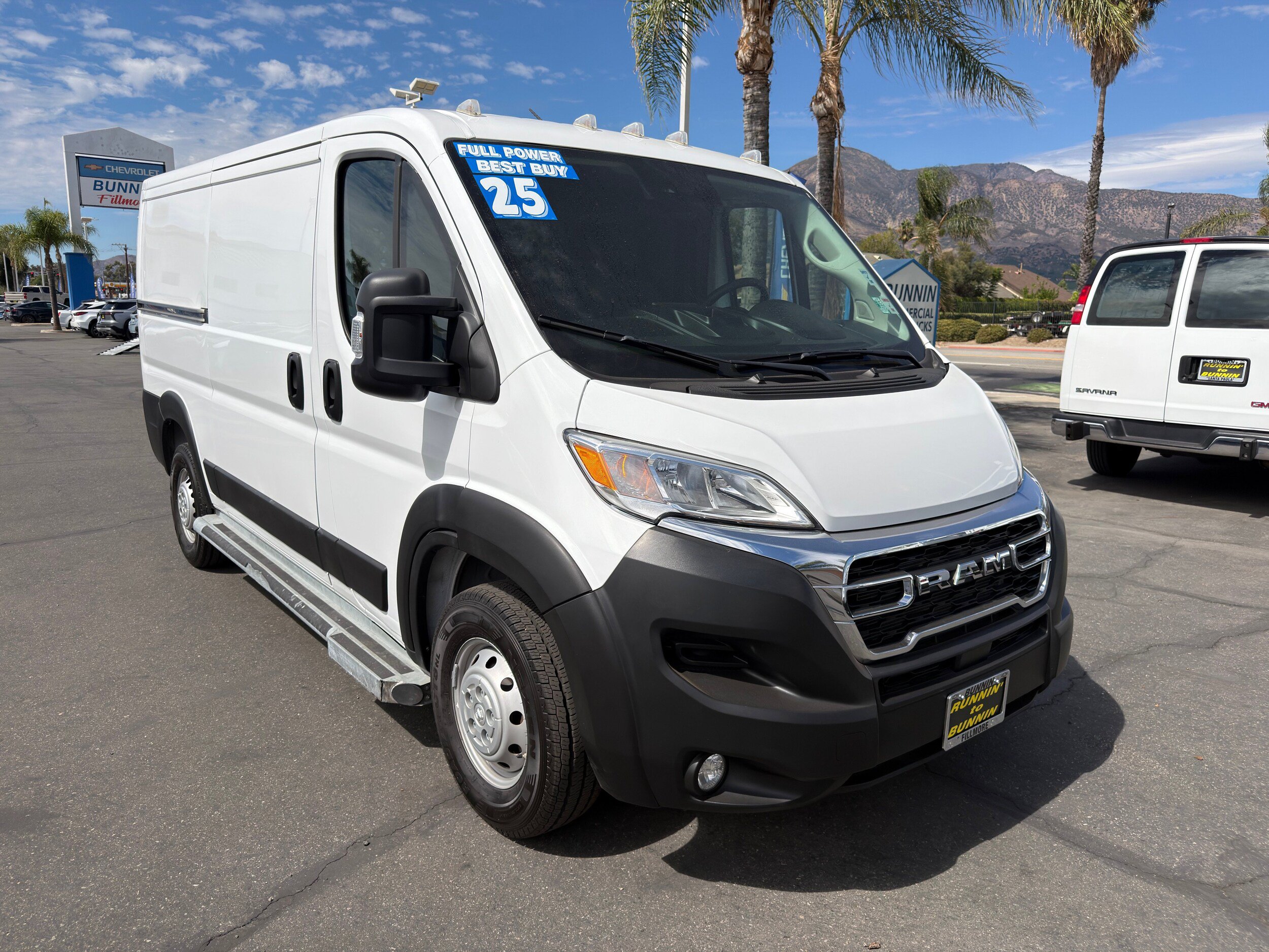 Used 2025 RAM ProMaster 2500 w/ U-Haul Equipment Group FWD image 2