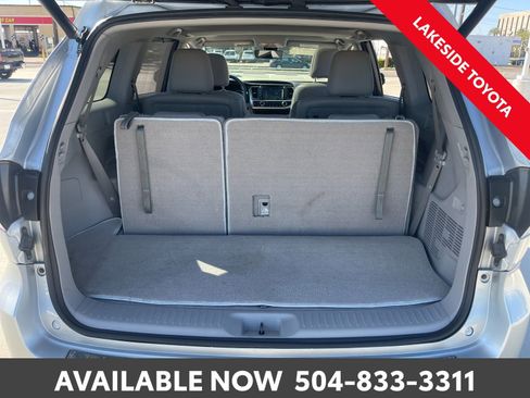 Certified 2017 Toyota Highlander Limited image 24