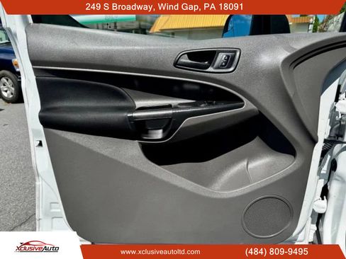 Used 2022 Ford Transit Connect XL image 10