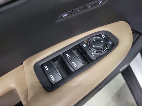 Used 2022 Cadillac XT5 Premium Luxury w/ Platinum Package AWD/4WD image 20