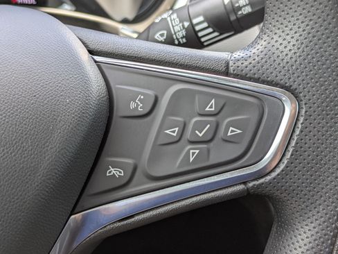 Used 2023 Chevrolet Equinox LS w/ LS Convenience Package FWD image 31