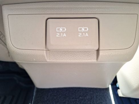 Used 2019 Subaru Outback 2.5i Premium image 18