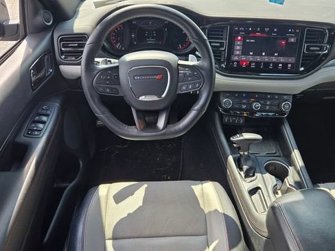 Used 2024 Dodge Durango GT RWD image 10
