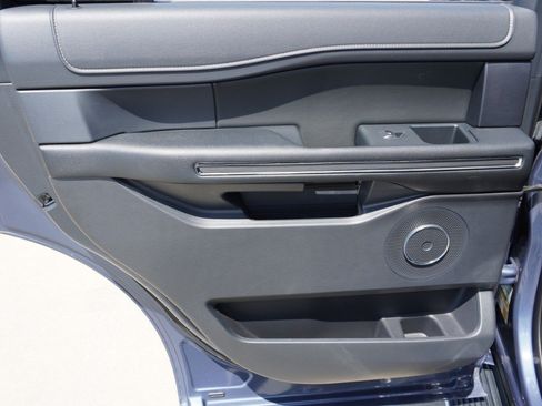 Used 2022 Ford Expedition XLT RWD image 35