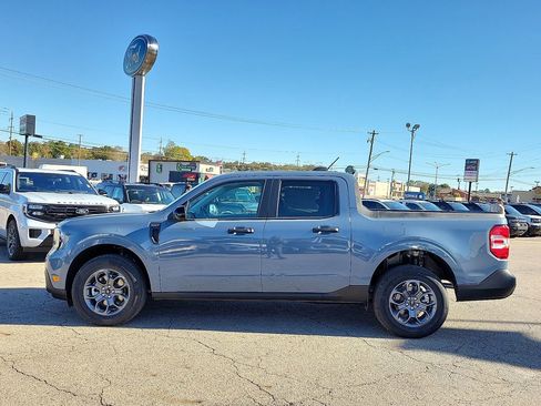 New 2025 Ford Maverick XLT w/ XLT Luxury Package FWD image 3